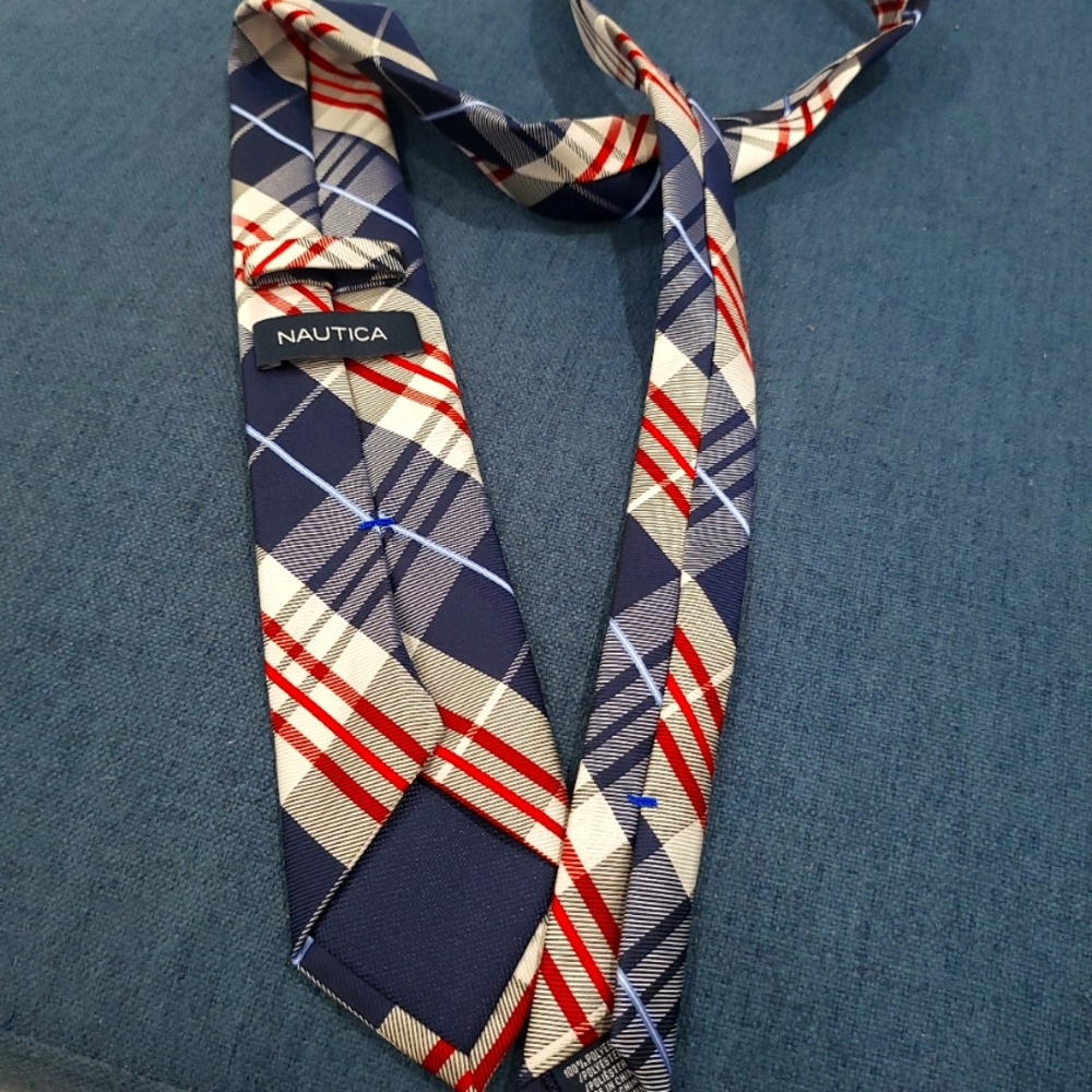 Tie